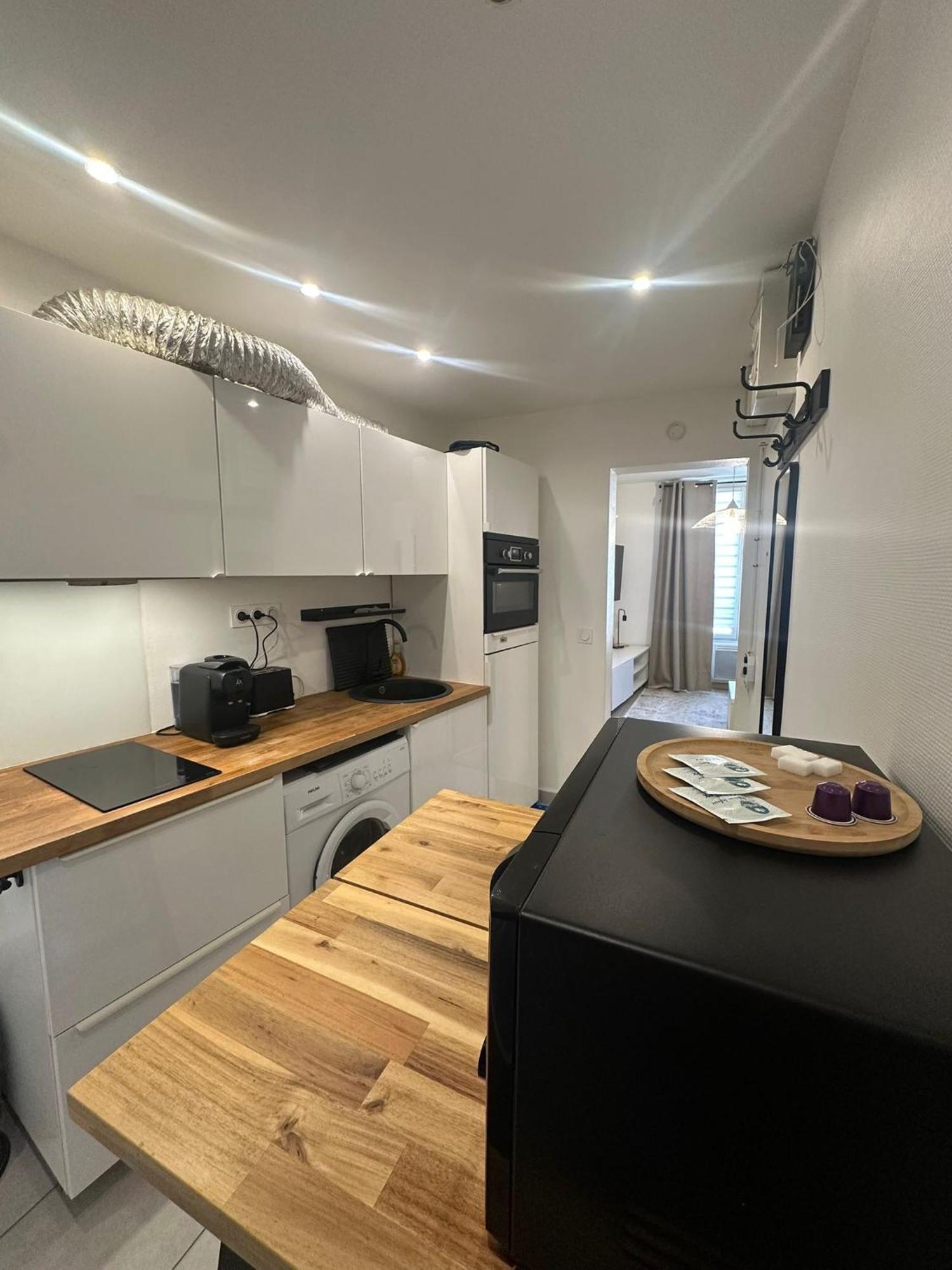 Moderne Et Lumineux Apartment Asnieres-sur-Seine Luaran gambar